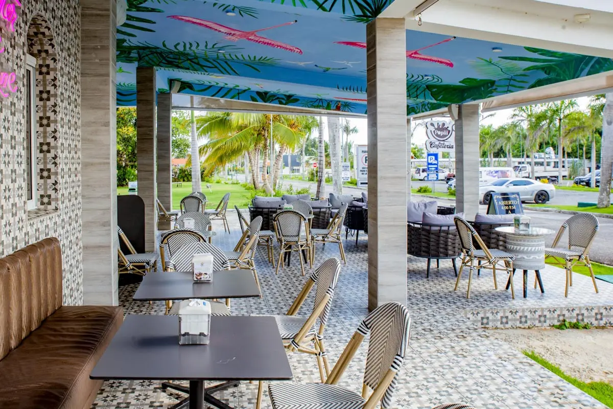 Terrace and surroundings of Mamiii Chula restaurant at Playa Palmera Beach Resort